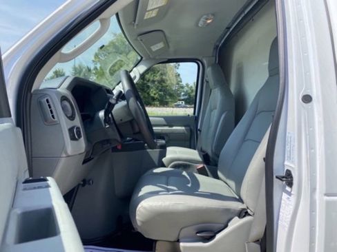 New 2024 Ford E-350 and Econoline 350 Super Duty w/ Power Windows & Locks Group image 13