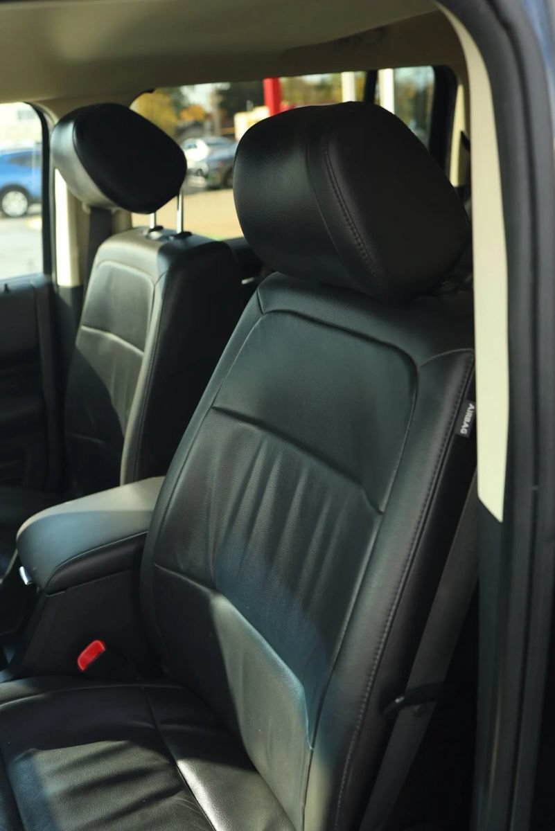 Used 2019 Ford Flex SEL w/ Equipment Group 202A AWD/4WD image 17