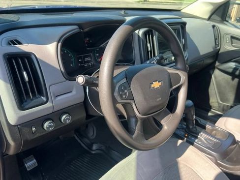 Used 2019 Chevrolet Colorado W/T w/ WT Convenience Package AWD/4WD image 14