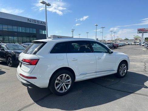Used 2025 Audi Q7 3.0T Premium Plus AWD/4WD image 12