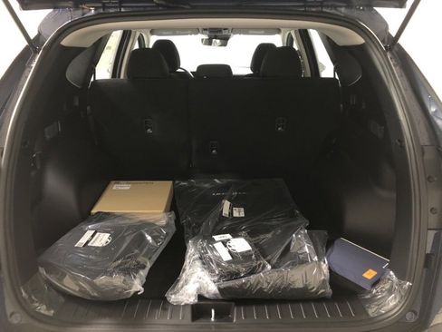 New 2026 Hyundai Tucson SE image 8