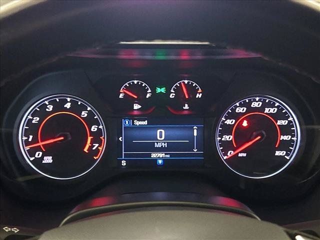 Used 2024 Chevrolet Camaro LT RWD image 11