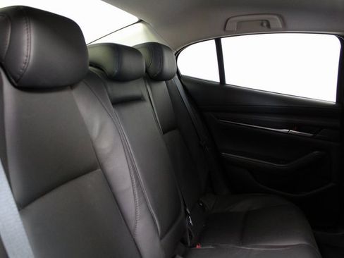 Used 2024 MAZDA MAZDA3 s image 11