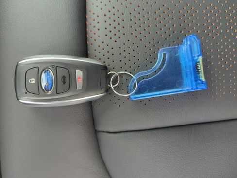 Certified 2025 Subaru Crosstrek 2.5i Limited image 35