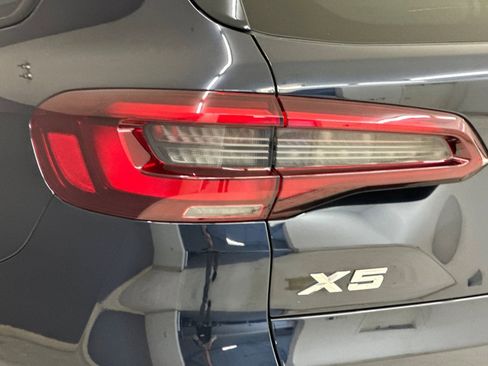 Certified 2023 BMW X5 sDrive40i w/ M Sport Package image 12