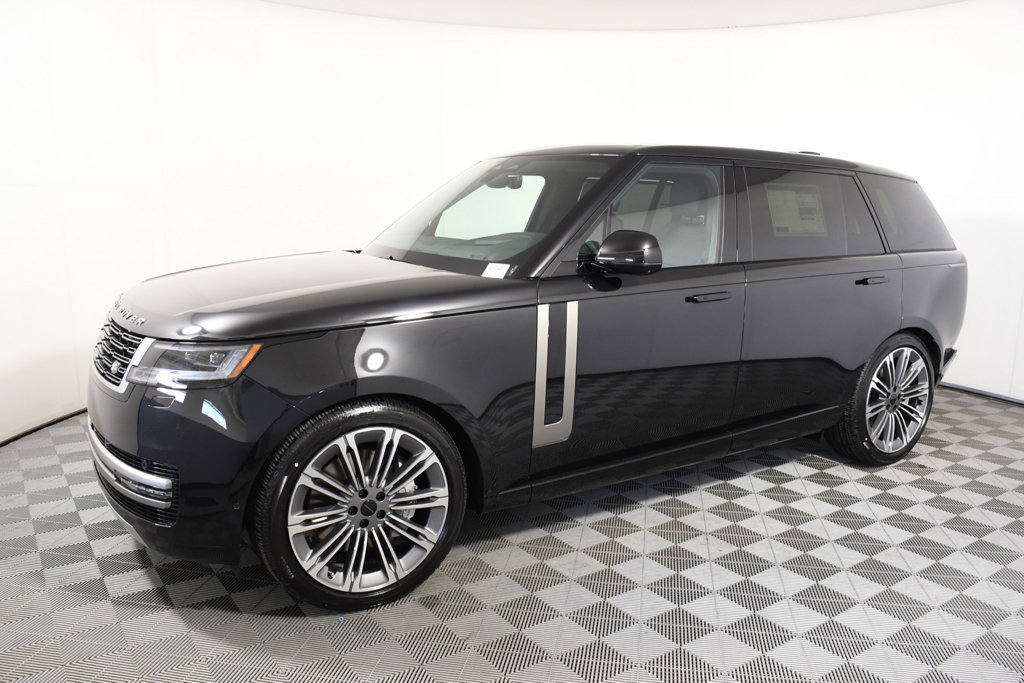 New 2026 Land Rover Range Rover Long Wheelbase SE AWD/4WD image 2