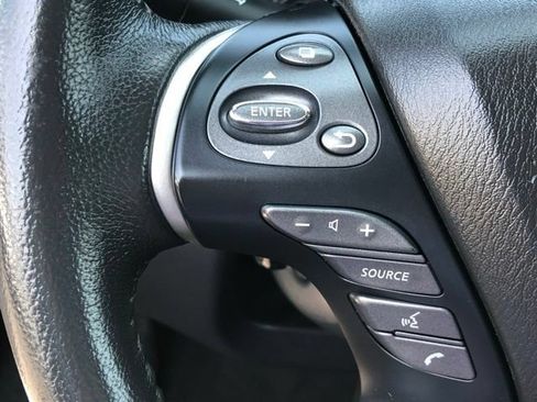 Used 2020 Nissan Pathfinder Platinum AWD/4WD image 17