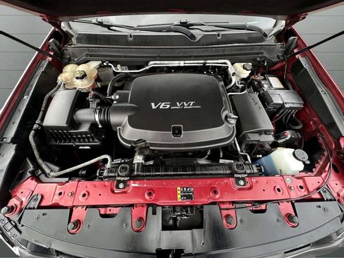 Used 2017 Chevrolet Colorado Z71 image 25