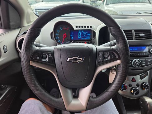 Used 2015 Chevrolet Sonic LT FWD image 13