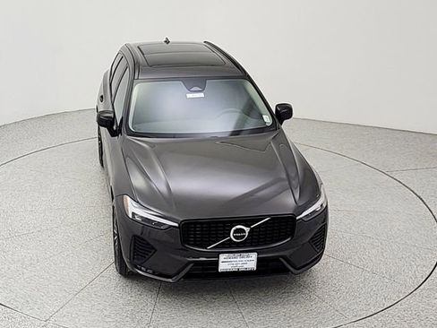 Used 2025 Volvo XC60 B5 Plus AWD/4WD image 14