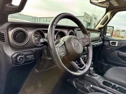 Used 2021 Jeep Wrangler Unlimited Sport image 7