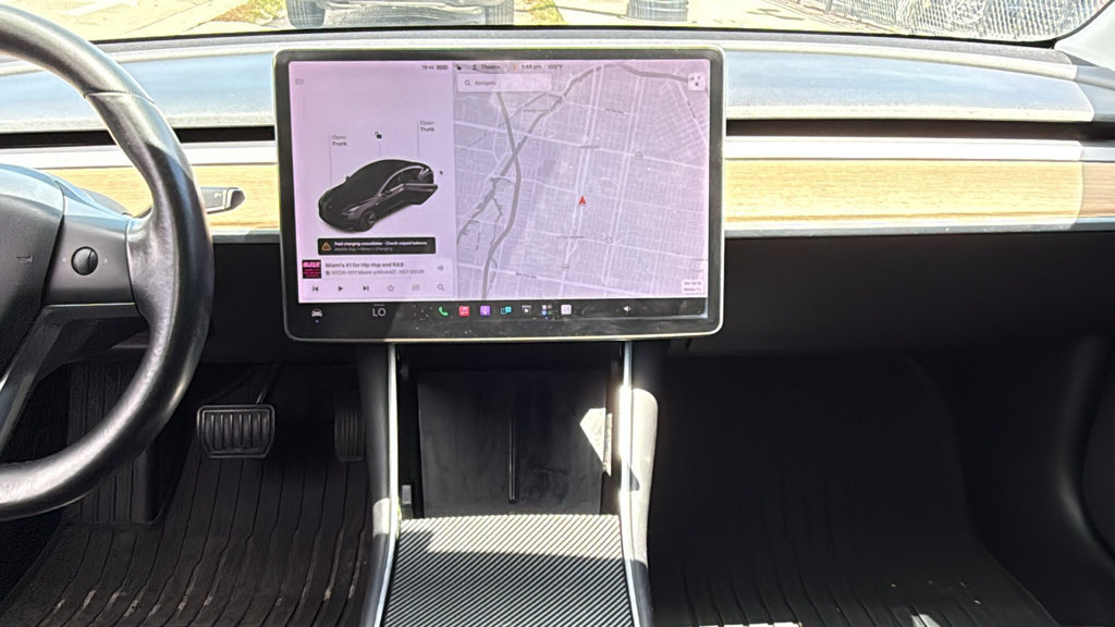 Used 2019 Tesla Model 3 Mid Range RWD image 31