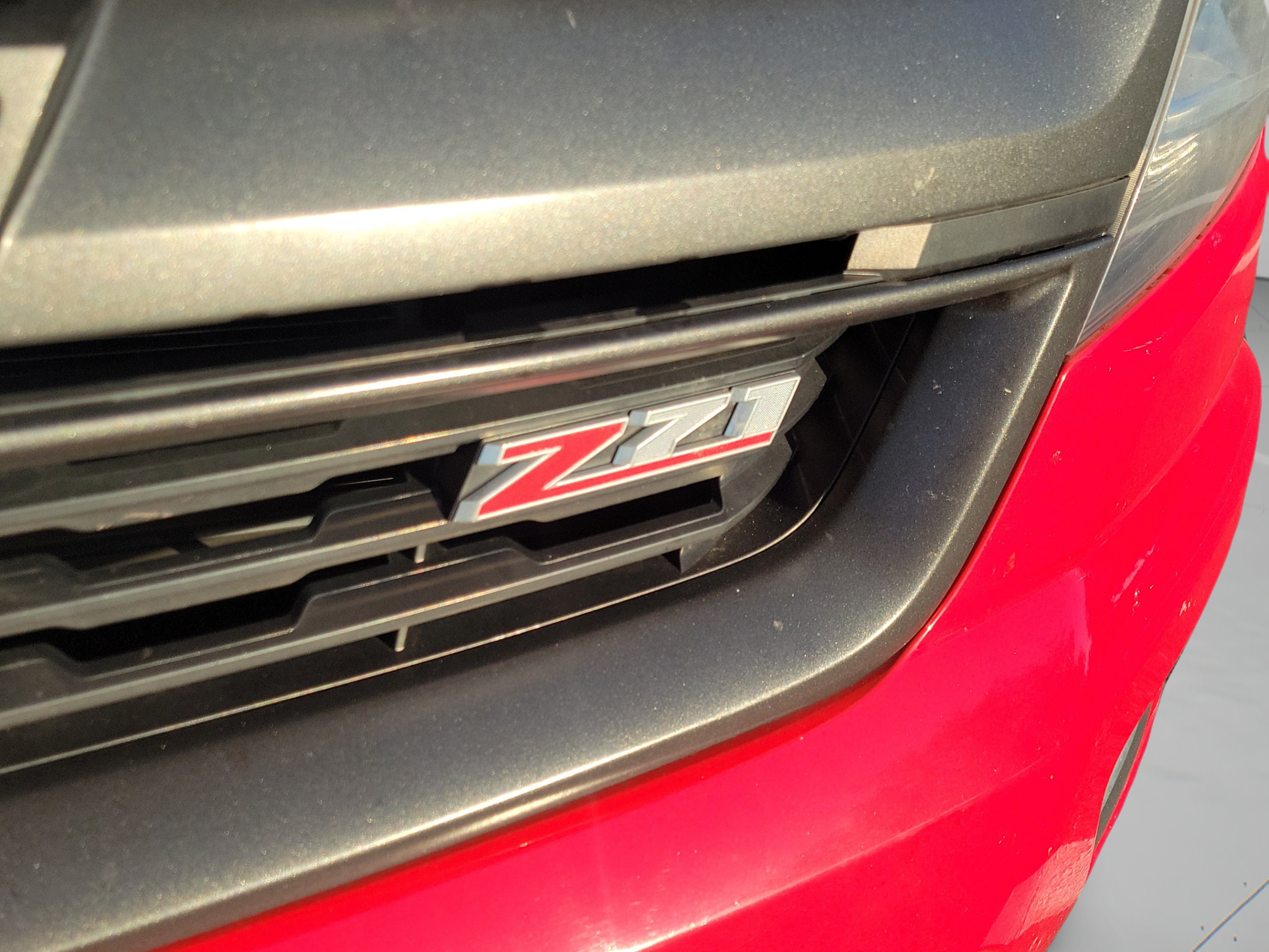 Used 2018 Chevrolet Colorado Z71 w/ LPO, Premium Interior Package AWD/4WD image 7