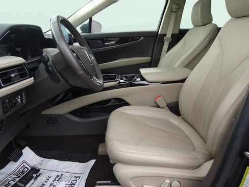 Used 2021 Lincoln Nautilus Reserve image 22