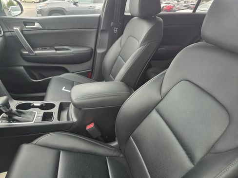 Used 2022 Kia Sportage Nightfall Edition FWD image 22