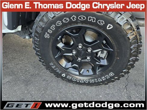 Certified 2023 Jeep Gladiator Willys image 35