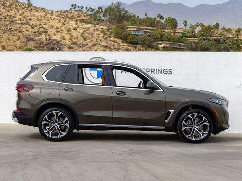 New 2026 BMW X5 sDrive40i image 6