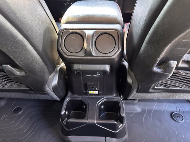 Used 2020 Jeep Gladiator Rubicon AWD/4WD image 32