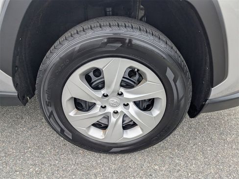 Used 2023 Toyota RAV4 LE image 11