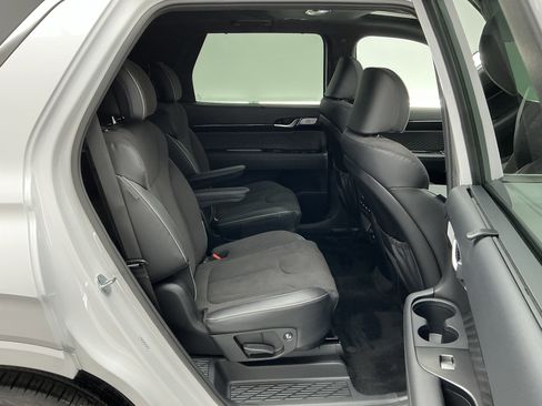 Used 2025 Hyundai Palisade Calligraphy image 23