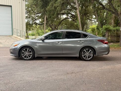 Used 2018 Nissan Altima 2.5 SR w/ SR Special Edition FWD image 8