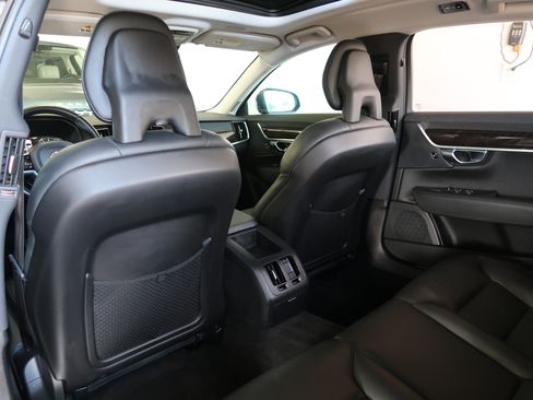 Used 2018 Volvo S90 T6 Momentum AWD/4WD image 34
