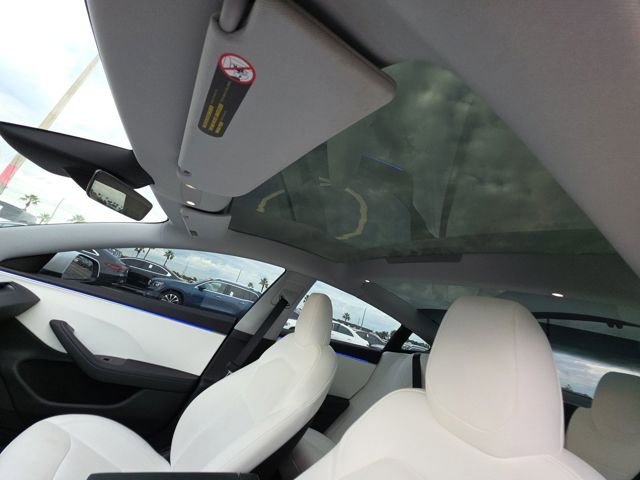 Used 2025 Tesla Model 3 Long Range RWD image 7