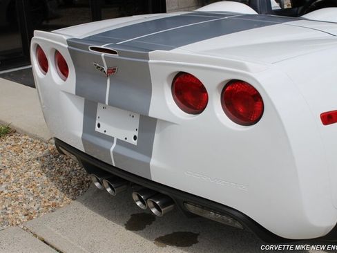 Used 2013 Chevrolet Corvette 427 w/ 1SC Preferred Equipment Group RWD image 31