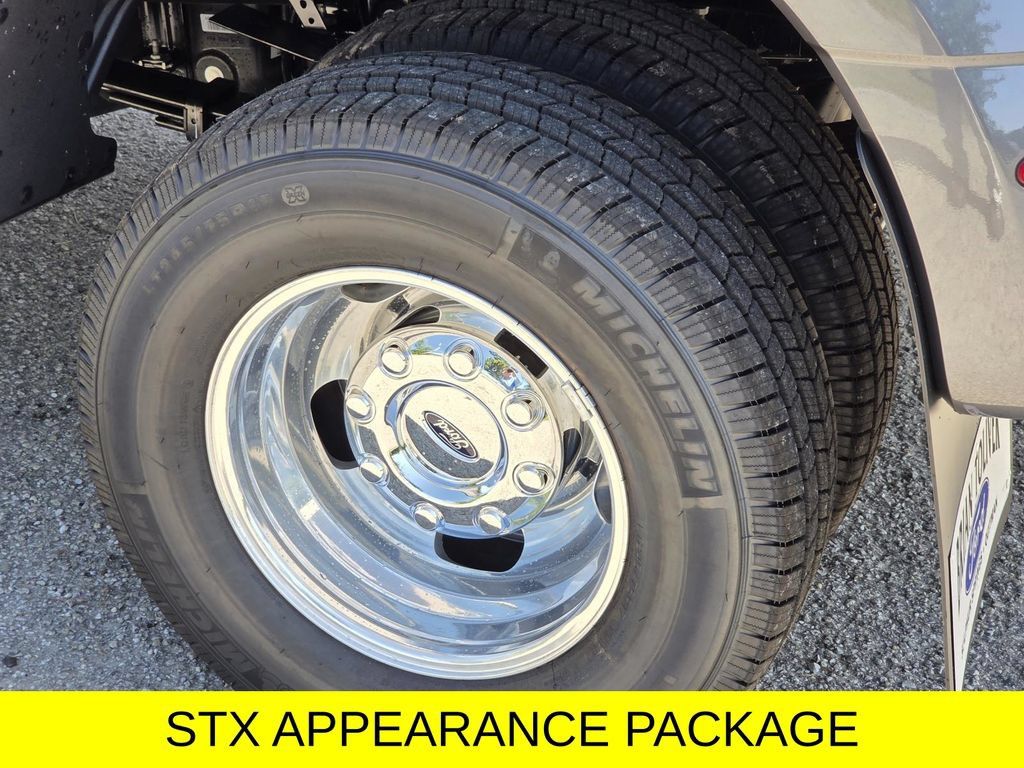 New 2026 Ford F350 XL w/ STX Appearance Package AWD/4WD image 7