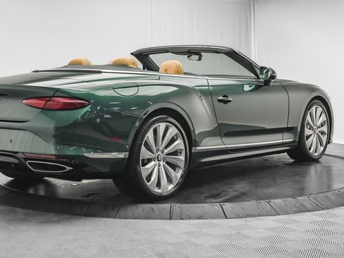 New 2026 Bentley Continental GTC AWD/4WD image 13