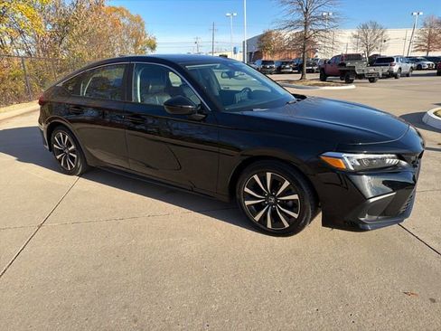 Used 2024 Honda Civic EX-L image 7