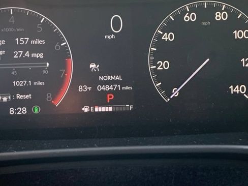 Used 2025 Honda CR-V LX image 8