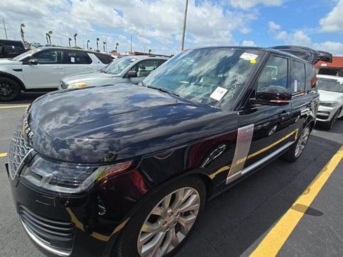 Used 2021 Land Rover Range Rover P525 Westminster Edition image 1