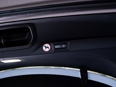 Used 2022 Rolls-Royce Cullinan image 56