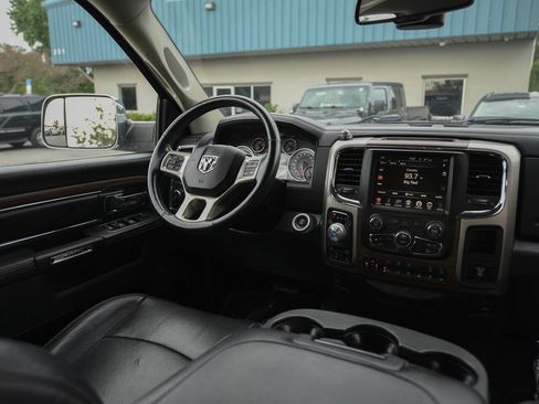 Used 2016 RAM 1500 Laramie w/ Convenience Group AWD/4WD image 18