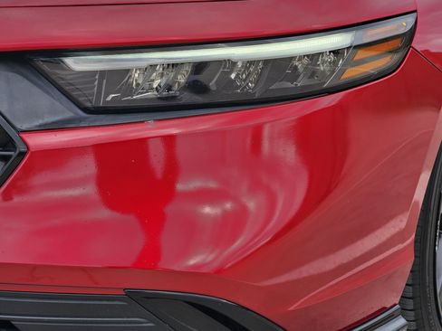 Used 2023 Honda Accord Sport image 9