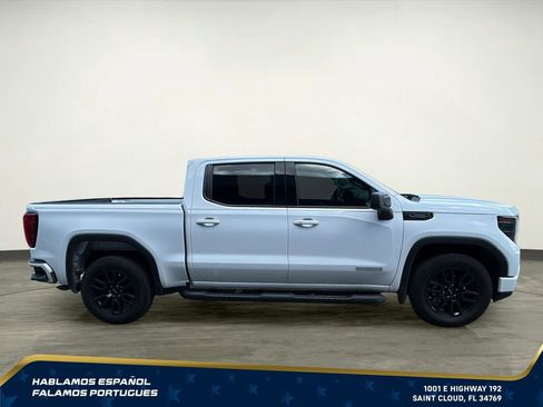 Certified 2025 GMC Sierra 1500 Elevation RWD image 7