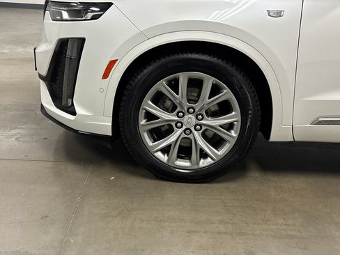 Used 2020 Cadillac XT6 Sport AWD/4WD image 11