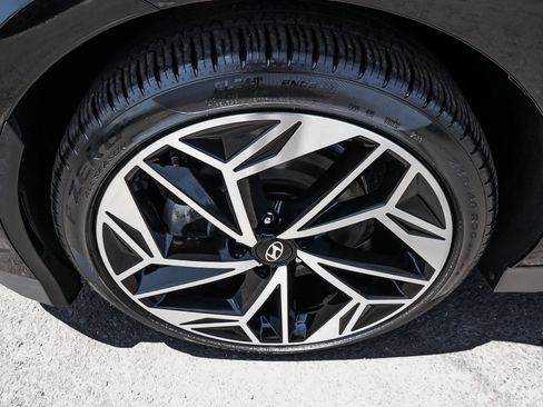 Used 2024 Hyundai Ioniq 6 SEL AWD/4WD image 10