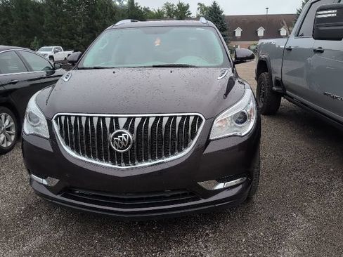 Used 2016 Buick Enclave Leather w/ Trailering Package FWD image 2