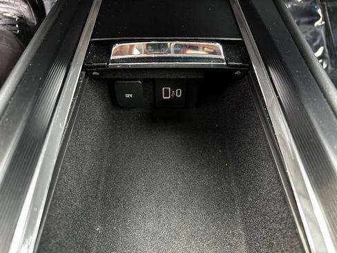 Certified 2024 Lincoln Corsair AWD image 25