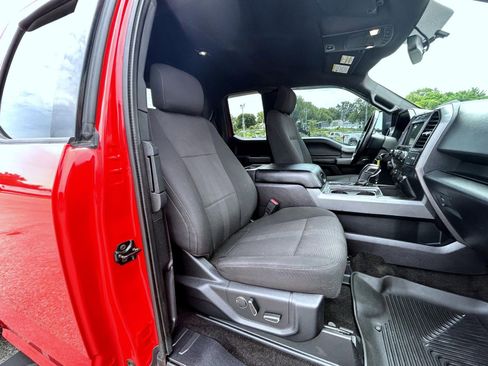 Used 2017 Ford F150 XLT w/ Equipment Group 302A Luxury AWD/4WD image 15