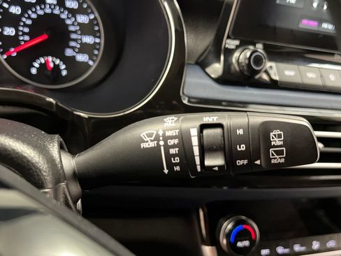 Used 2023 Kia Seltos S w/ Navigation Package AWD/4WD image 47