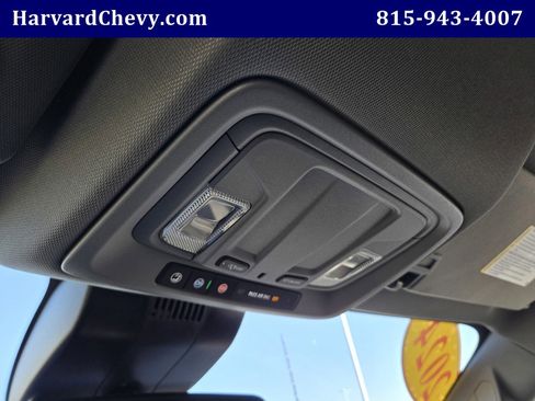 Used 2024 Chevrolet Silverado 2500 Custom w/ Custom Value Package image 16