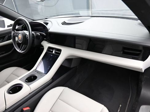 Certified 2020 Porsche Taycan 4S AWD/4WD image 29