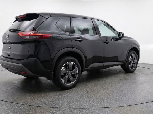 Used 2025 Nissan Rogue SV image 9