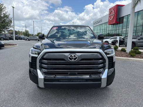 Used 2025 Toyota Tundra Limited AWD/4WD image 2