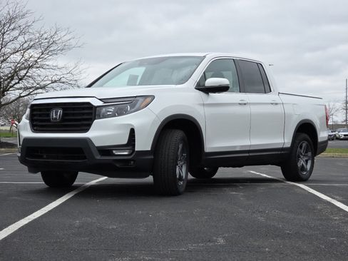 Certified 2023 Honda Ridgeline RTL image 17