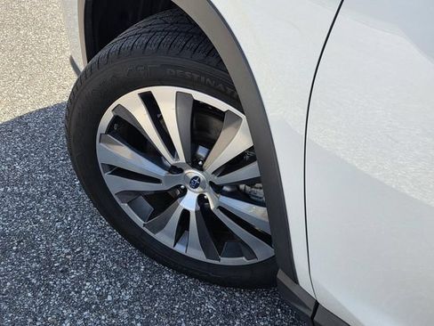 Used 2022 Subaru Ascent Limited AWD/4WD image 37