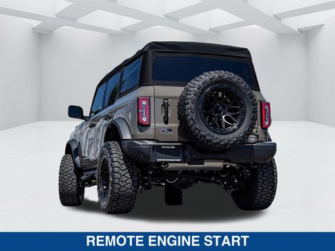 Used 2025 Ford Bronco Badlands AWD/4WD image 6
